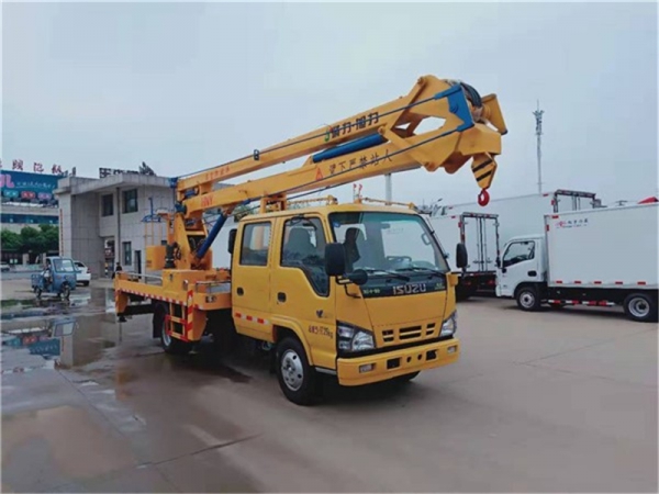 國六五十鈴18米高(gāo)空作業車