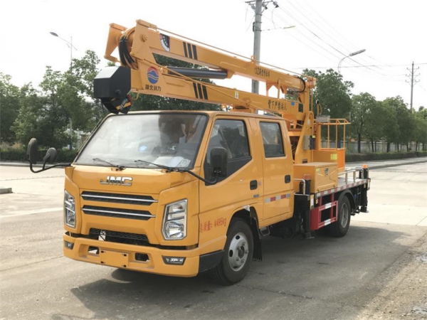 江鈴順達13米高(gāo)空作業車