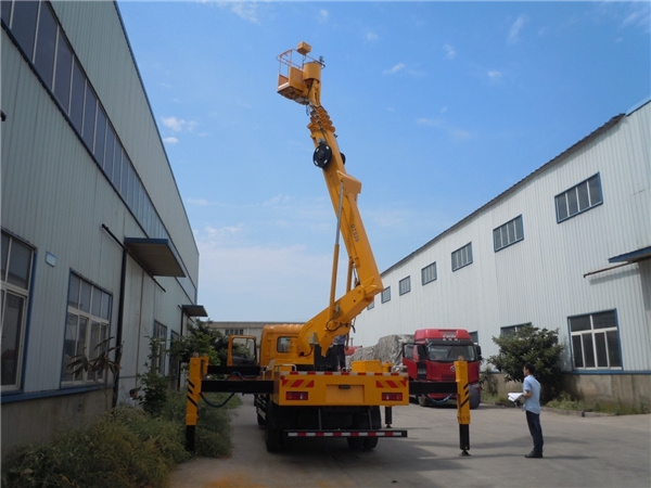 國六東風天錦26米高(gāo)空作業車