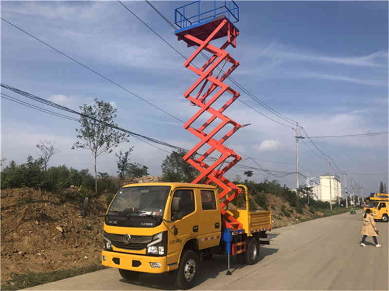 （國六）東風10米剪叉式升降平台高(gāo)空作業車