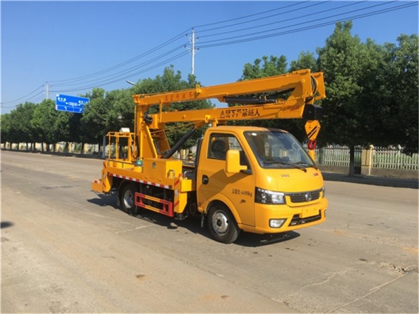 國六東風途逸13.5米高(gāo)空作業車